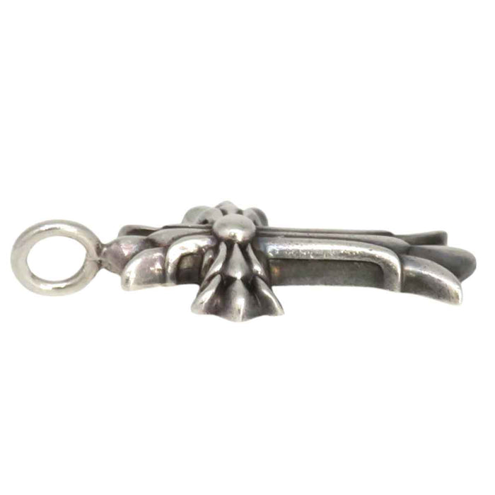 CHROME HEARTS
DBL CH CRS 2011刻印 シルバー
ダブル CHクロス チャーム