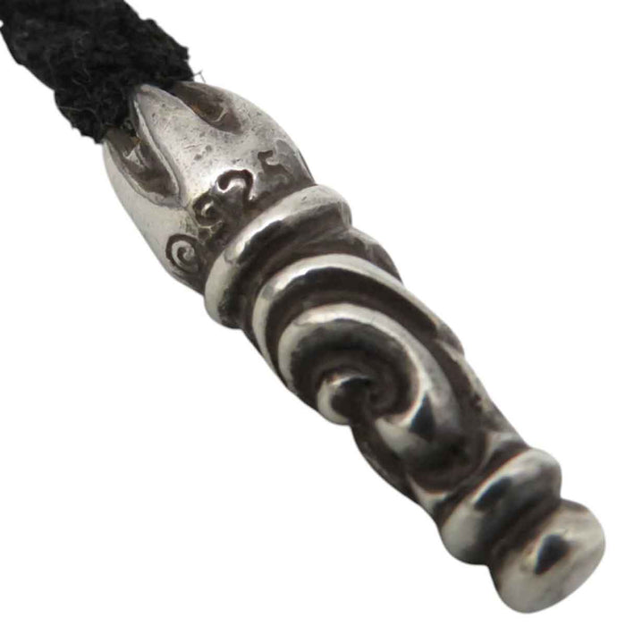 CHROME HEARTS
EWLP SBTBAND 1998刻印 1994刻印 スモールボロチップ
アイウェアループ SBTバンド レザーブレード ネックレス