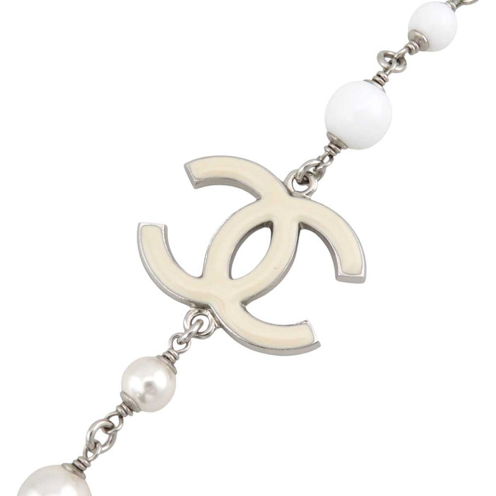 CHANEL
C19C ロゴ COCO CC シルバーカラーメタル
ココマーク コスチュームパール ロング ネックレス