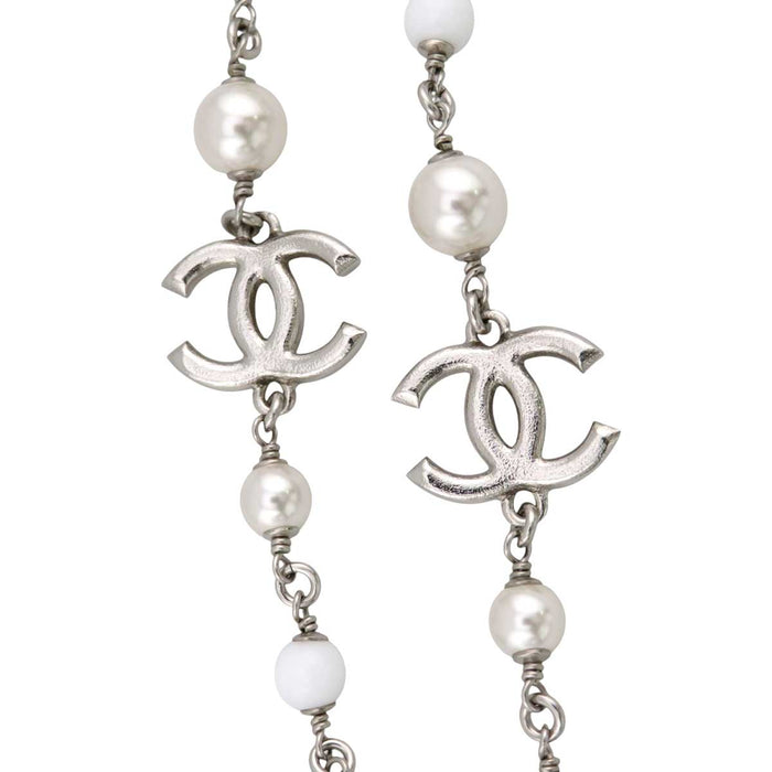 CHANEL
C19C ロゴ COCO CC シルバーカラーメタル
ココマーク コスチュームパール ロング ネックレス