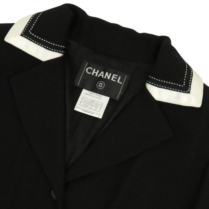 CHANEL
03P COCO CC ガンメタルブラックチェーン マドモアゼルボタン
カメリアコサージュ付き バイカラー ツイードジャケット