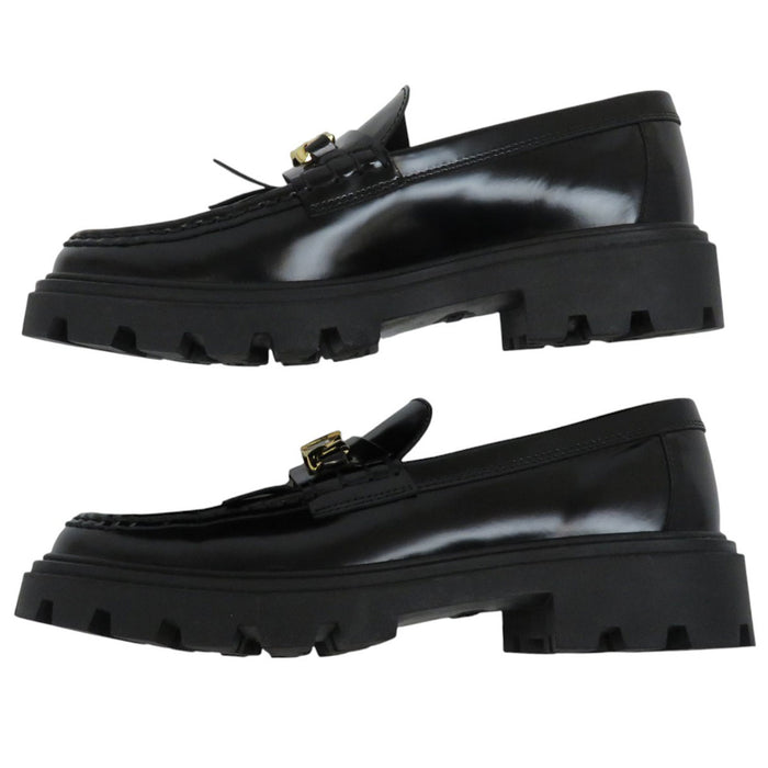 TOD’S
ロゴ チェーン タッセル ゴールドカラー金具
フリンジ ローファー