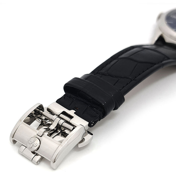 Pequignet
Manufacture Le Royal 4 Function
With Box and Warranty Card