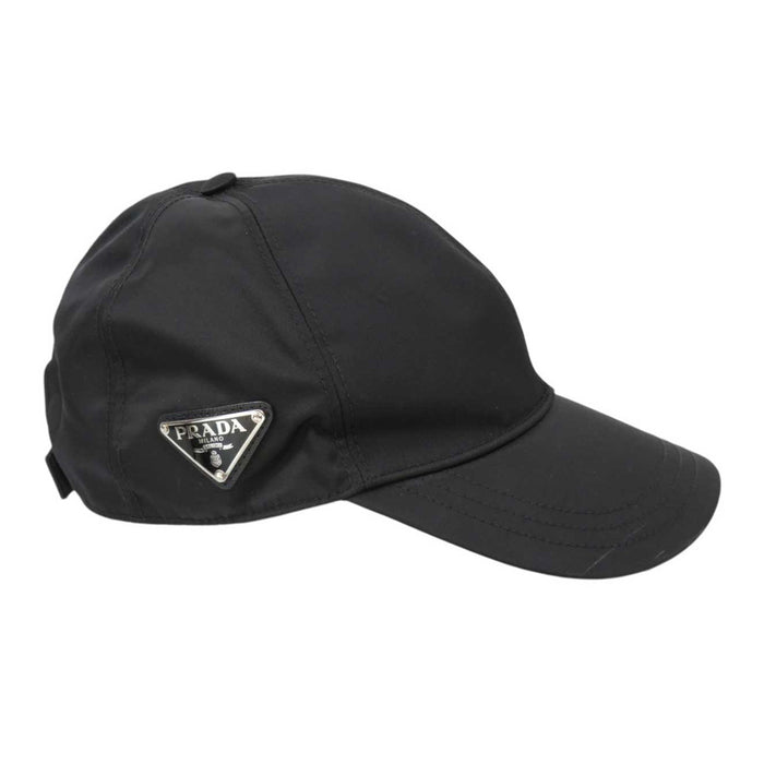 PRADA
Triangle Logo Re-Nylon
Re-Nylon Baseball Cap