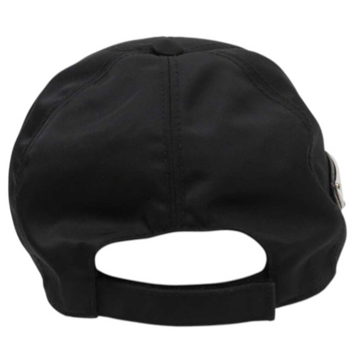 PRADA 
トライアングルロゴ リナイロン 
Re-Nylon ベースボールキャップ