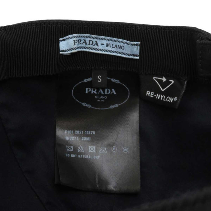 PRADA 
トライアングルロゴ リナイロン 
Re-Nylon ベースボールキャップ