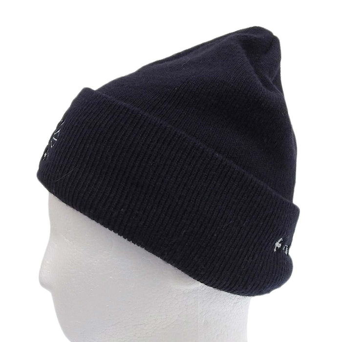 CUORI CROMATI 
Cappello in maglia con logo in acrilico 
Berretto in maglia ricamato CH Plus