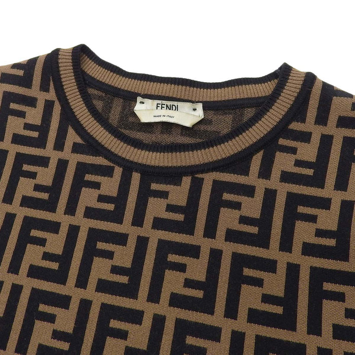 FENDI 
FF pattern 
Zucca knit