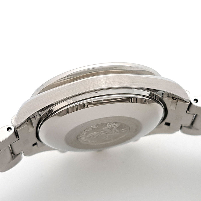OMEGA
Speedmaster Chronograph Date Overhauled
OH completed with box and warranty card