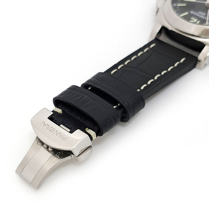 OFFICINE PANERAI 
Luminor GMT Date 
With box and warranty card