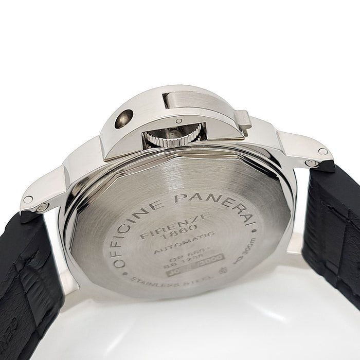 OFFICINE PANERAI 
Luminor GMT Date 
With box and warranty card