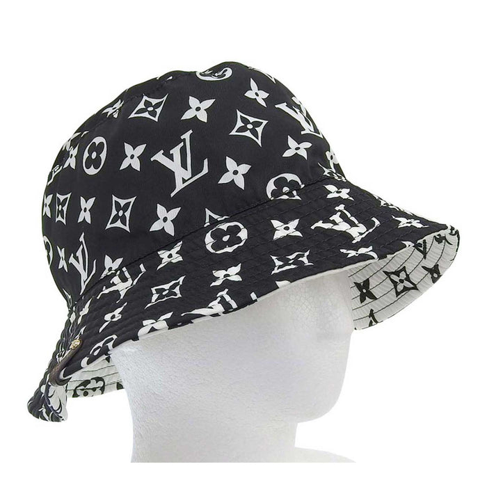 LOUIS VUITTON 
Logo LV reversibile all-over 
Cappello da pescatore in nylon con monogramma