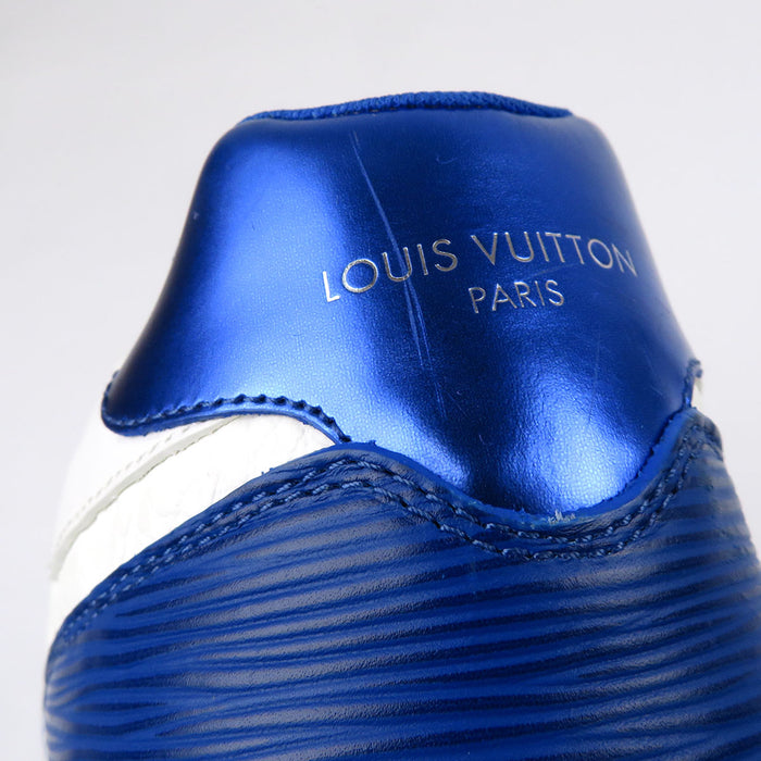 LOUIS VUITTON 
LV logo 22 year old 
Runaway Line Leather Sneakers 
Monogram