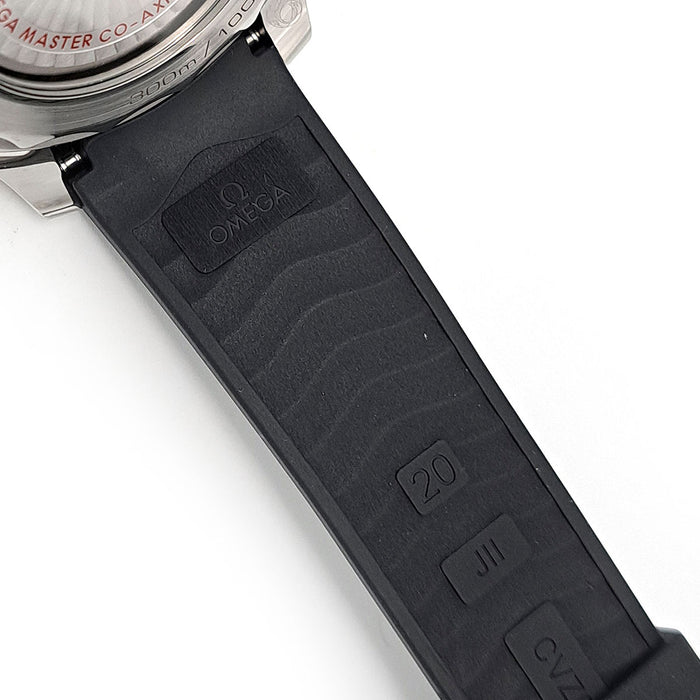 OMEGA 
シーマスター ダイバー300M コーアクシャル マスタークロノメーター 
箱ギャラ付