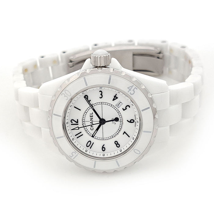 CHANEL 
J12 33 mm 
Garanti