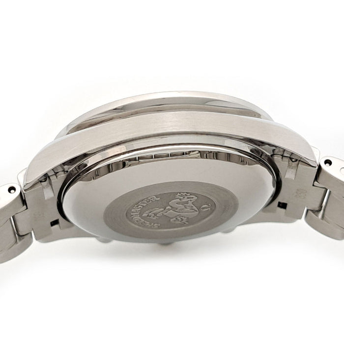 OMEGA 
Speedmaster Chronograph Date