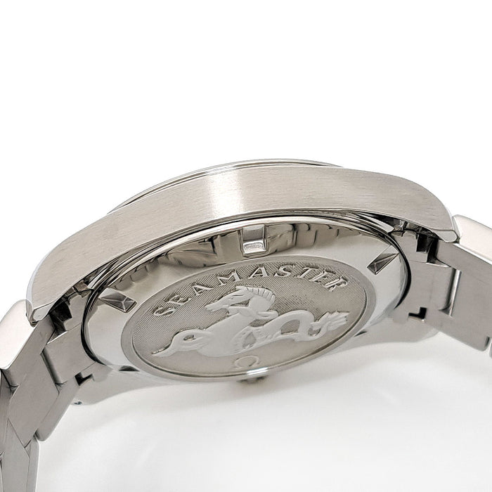 OMEGA 
Seamaster Aqua Terra Date 
Box with warranty