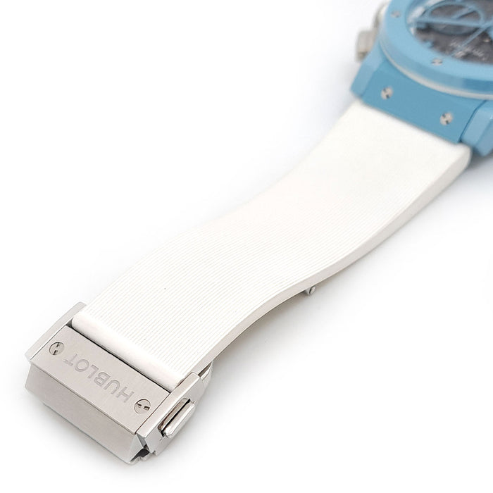 HUBLOT
Classic Aero Fusion Chronograph Light Blue Ceramic
With Box and Warranty Card