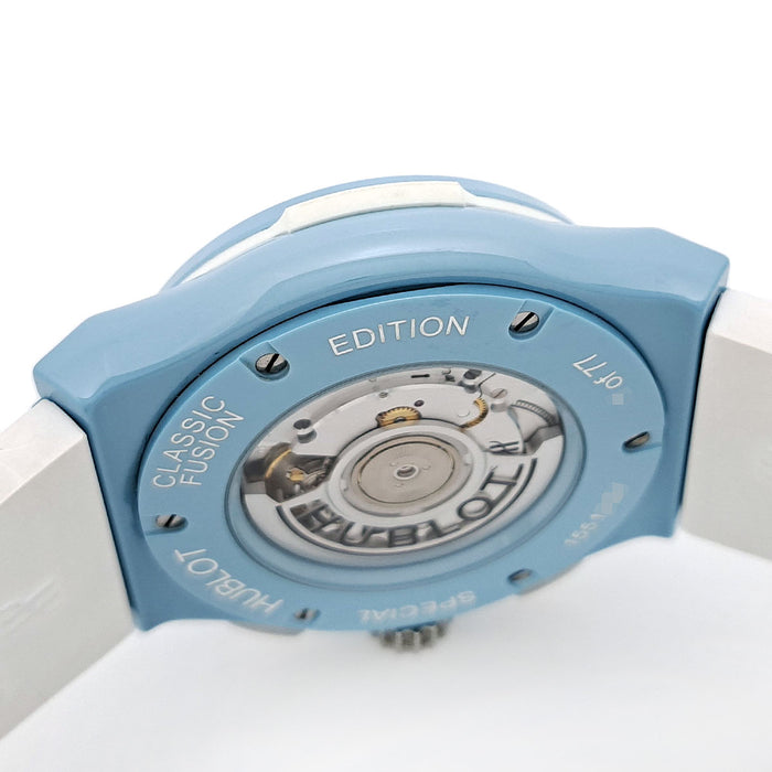 HUBLOT
Classic Aero Fusion Chronograph Light Blue Ceramic
With Box and Warranty Card