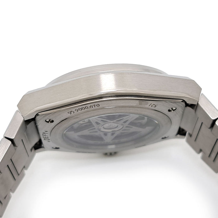 ZENITH 
DEFY CLASSIC 
Box with warranty