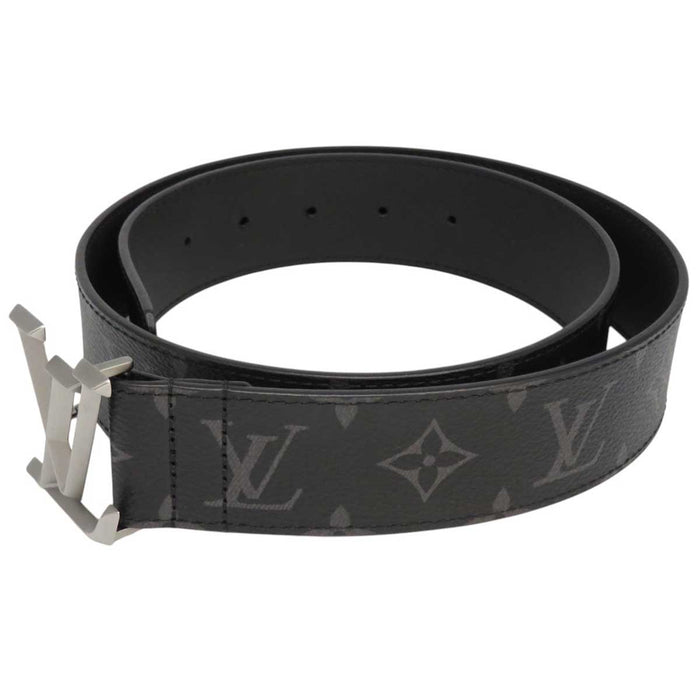 LOUIS VUITTON 
Logo in metallo color argento 
Cintura LV Pyramid 40MM 
Monogramma Eclipse