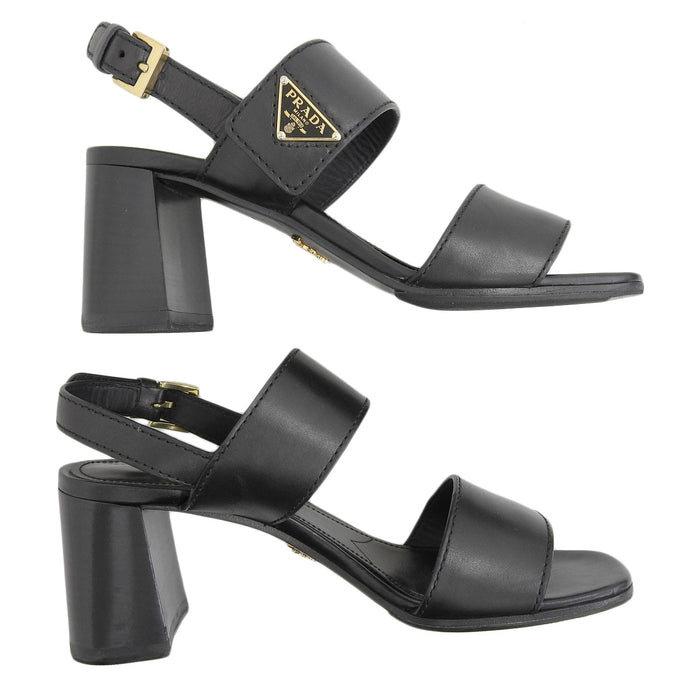 PRADA 
三角プレート アンクルストラップ チャンキーヒール 
トライアングル ロゴ レザー サンダル