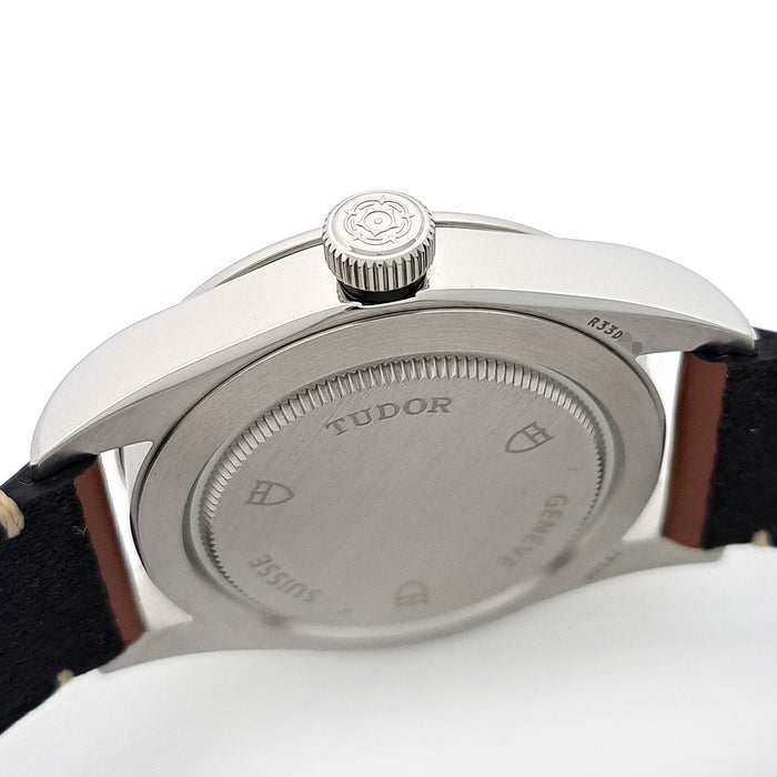 TUDOR
Heritage Black Bay 36
With box and warranty card