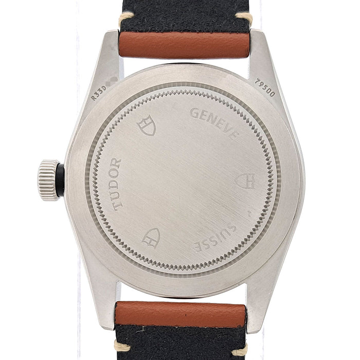 TUDOR
Heritage Black Bay 36
With box and warranty card