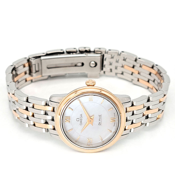 OMÉGA 
Devil Prestige cadran en nacre 24mm 
Boîte avec garantie