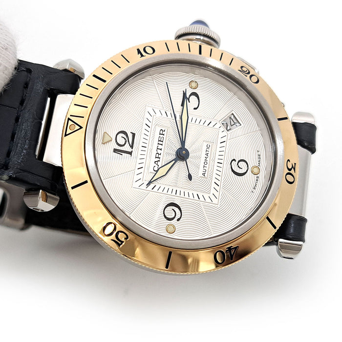 CARTIER
Pasha 38mm automatico data
con scatola e garanzia