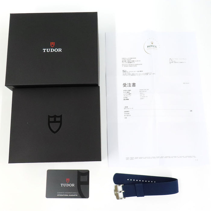 TUDOR 
Pelagos FXD 
With box and warranty card