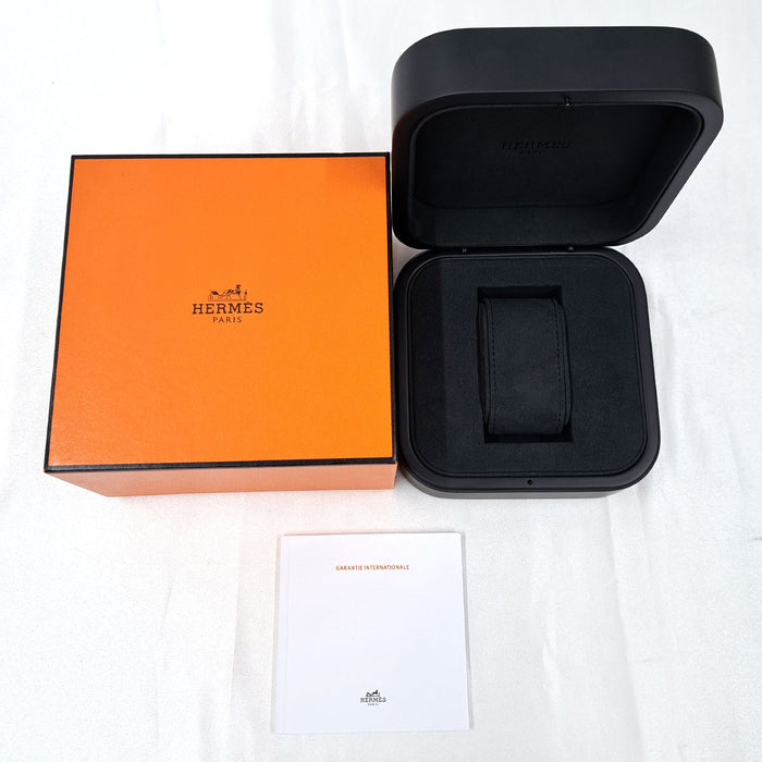 HERMES 
H08 オートマティック デイト 
箱ギャラ付