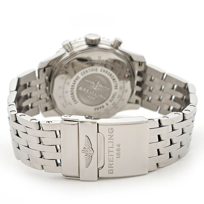 BREITLING
Navitimer 01 43 Chronograph Date
With box and warranty card