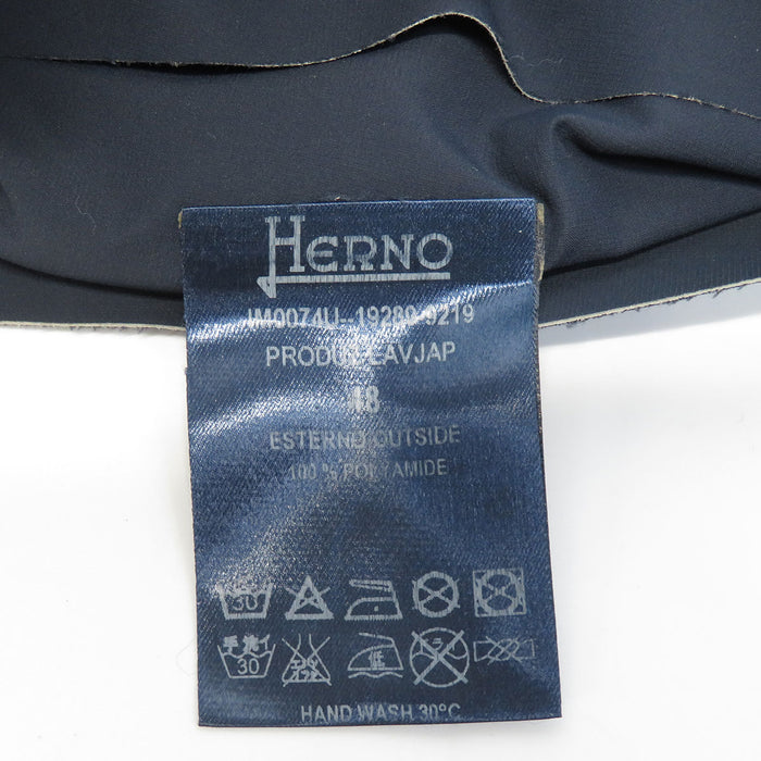 Herno 
outer 
Nylon Stand Collar Spring Coat