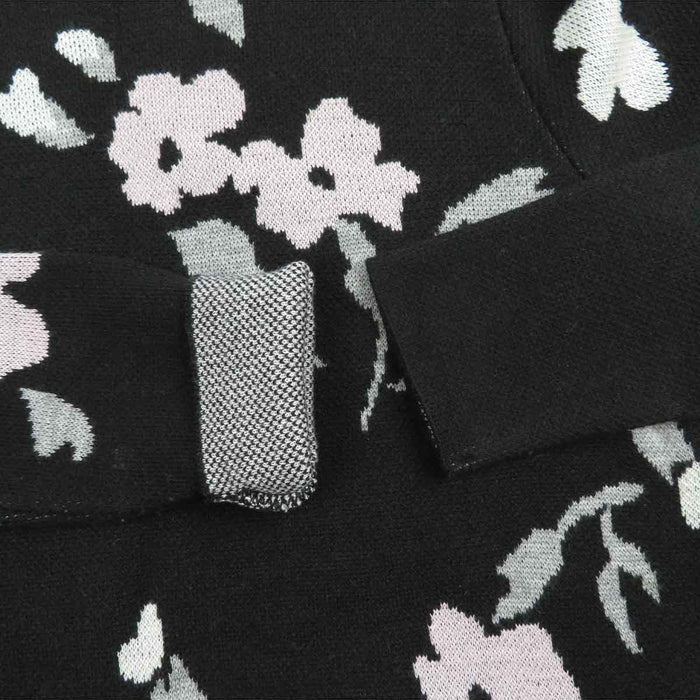 SEVEN TEN by MIHO KAWAHITO
Seven Ten by Miho Kawahito All-over Pattern Flower
Floral Knit Dress