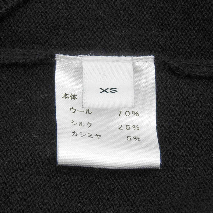 GIVENCHY 
Miscela di lana Miscela di seta Miscela di cashmere 
Maglia girocollo Pearl Bijou