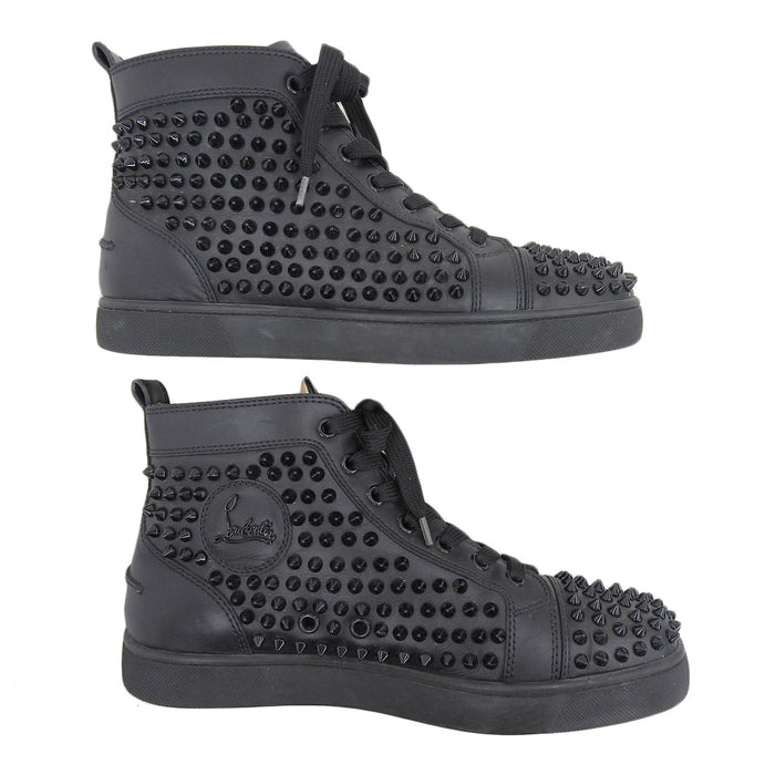 Christian Louboutin 
ルイス スパイク レザー 
LOUIS FLAT CALF SPIKES スニーカー