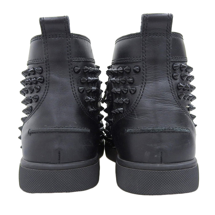Christian Louboutin 
ルイス スパイク レザー 
LOUIS FLAT CALF SPIKES スニーカー