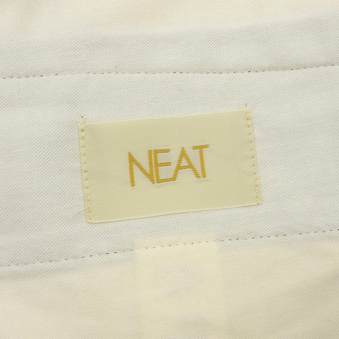 BE NEAT 
ニート 
タック パンツ