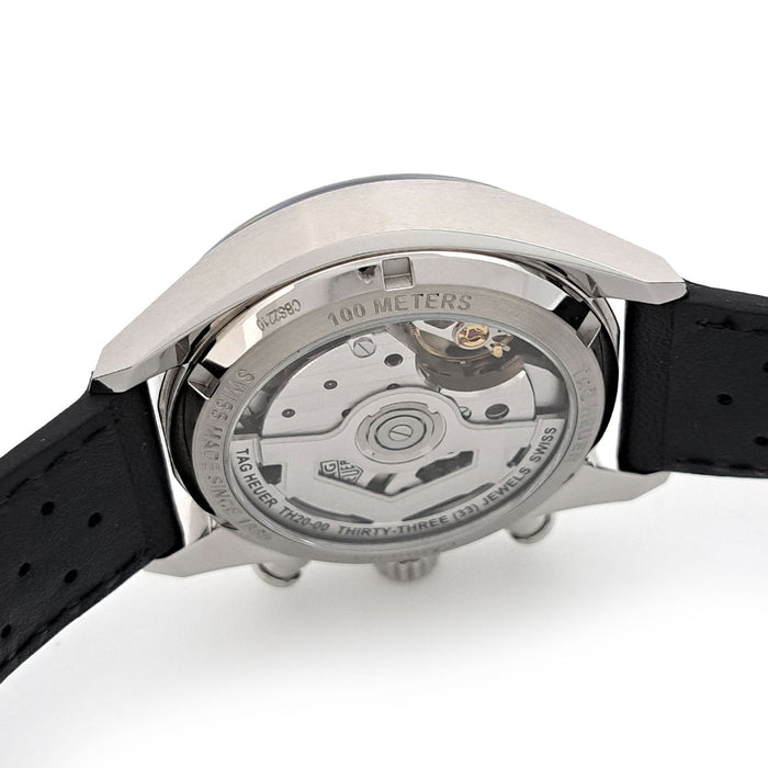 TAG HEUER
Carrera Chronographe Date
Avec boîte et garantie