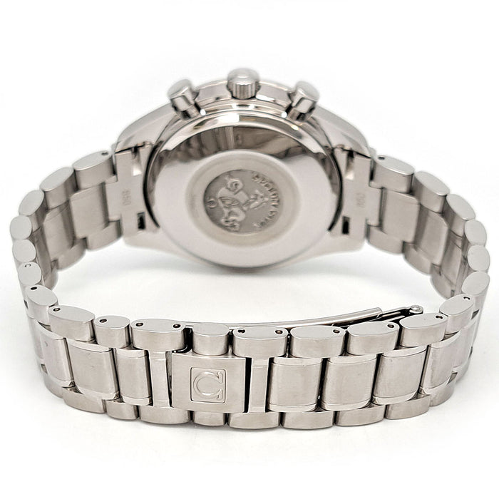 OMEGA
Speedmaster Chronograph Date
With box and warranty card