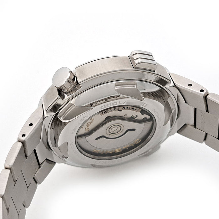 SEIKO
Kinetic Chronograph Auto Quartz
With Warranty Card