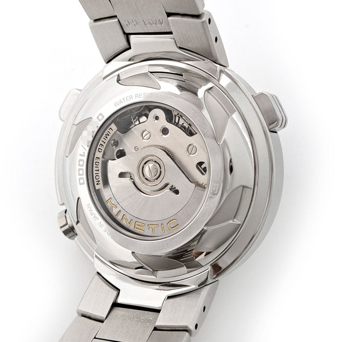 SEIKO
Kinetic Chronograph Auto Quartz
With Warranty Card