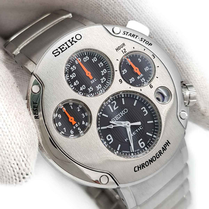 SEIKO
Kinetic Chronograph Auto Quartz
With Warranty Card