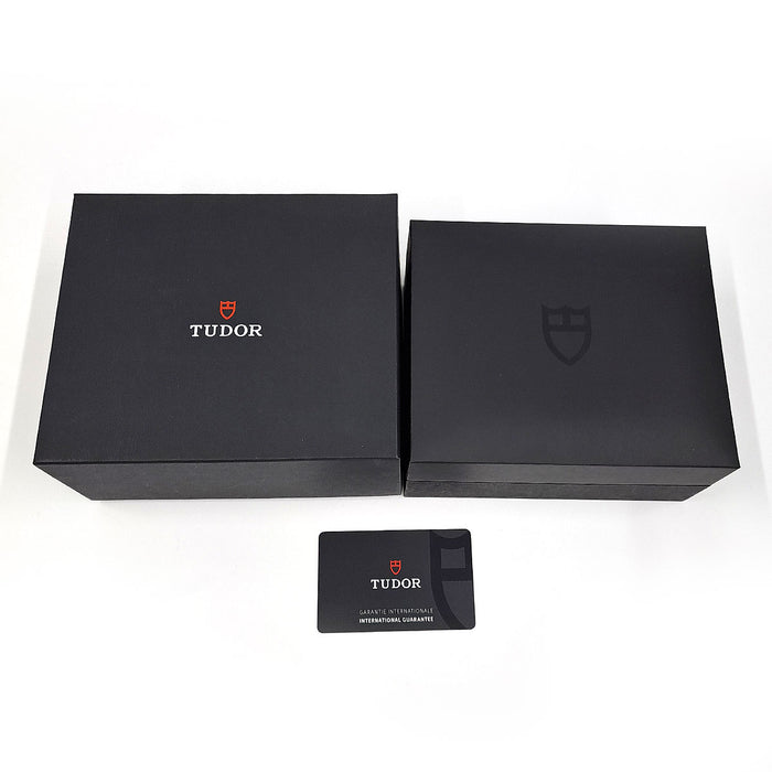 TUDOR
Royal Date 38mm Chocolate Brown Dial
With Box and Warranty Card