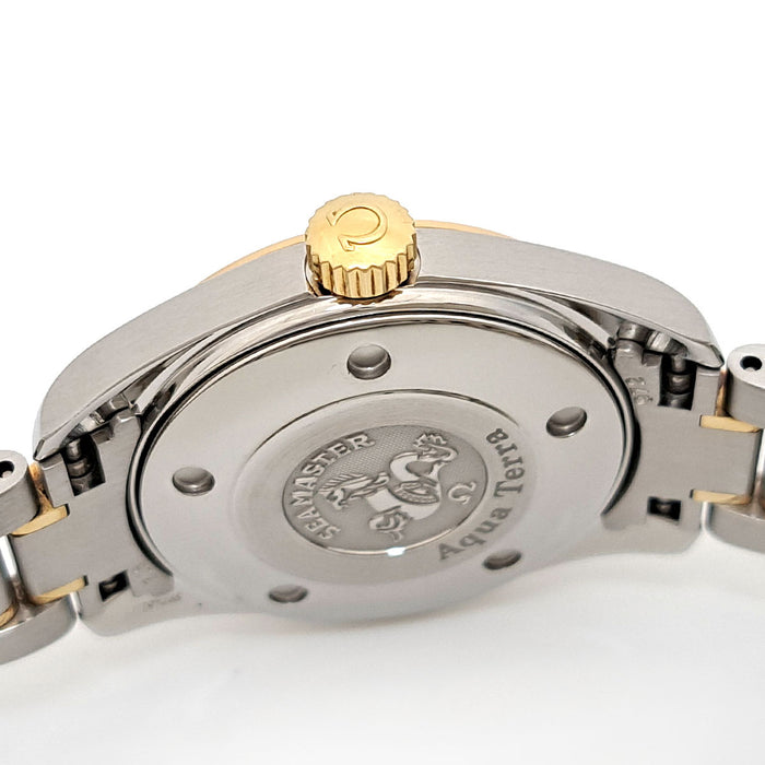 OMEGA 
Seamaster Aqua Terra Date 
Avec boîte et garantie
