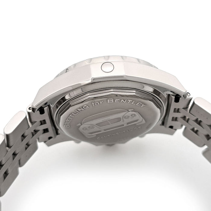 BREITLING
Bentley GT Day-Date Chronograph
With box and warranty card