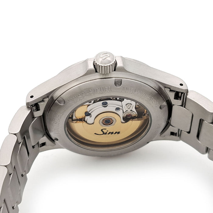 Sinn
Instrument Watch 556.A Overhauled
With Box and Warranty Card, Serviced