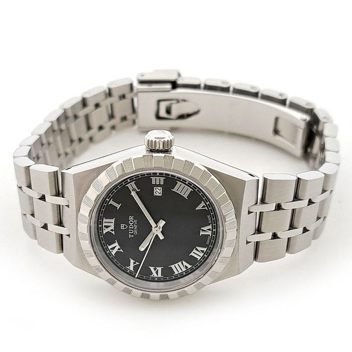 TUDOR 
Royal Date 28 mm 
Boîte avec garantie