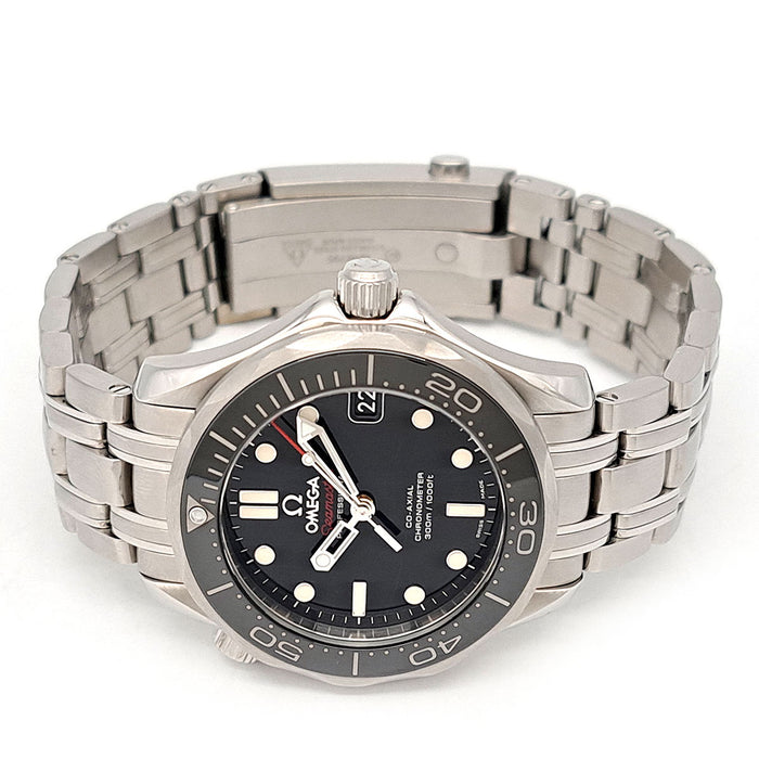 OMEGA 
シーマスター ダイバー300M コーアクシャル デイト 
箱ギャラ付